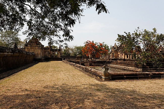 12-Prasat Muang Tam-041